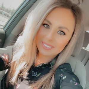 Meet your Posher, Kelsey